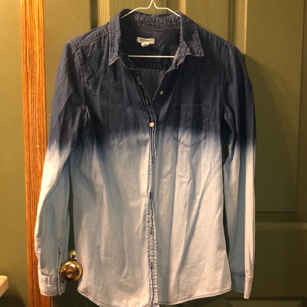 Old Navy Ombré Jean Shirt size Small